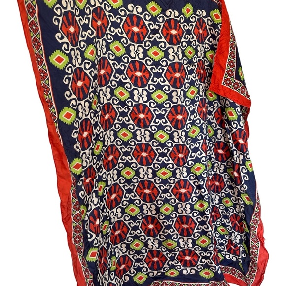 Vera Bradley SILK SCARF in "SUN VALLEY" RV $58 - Picture 1 of 5